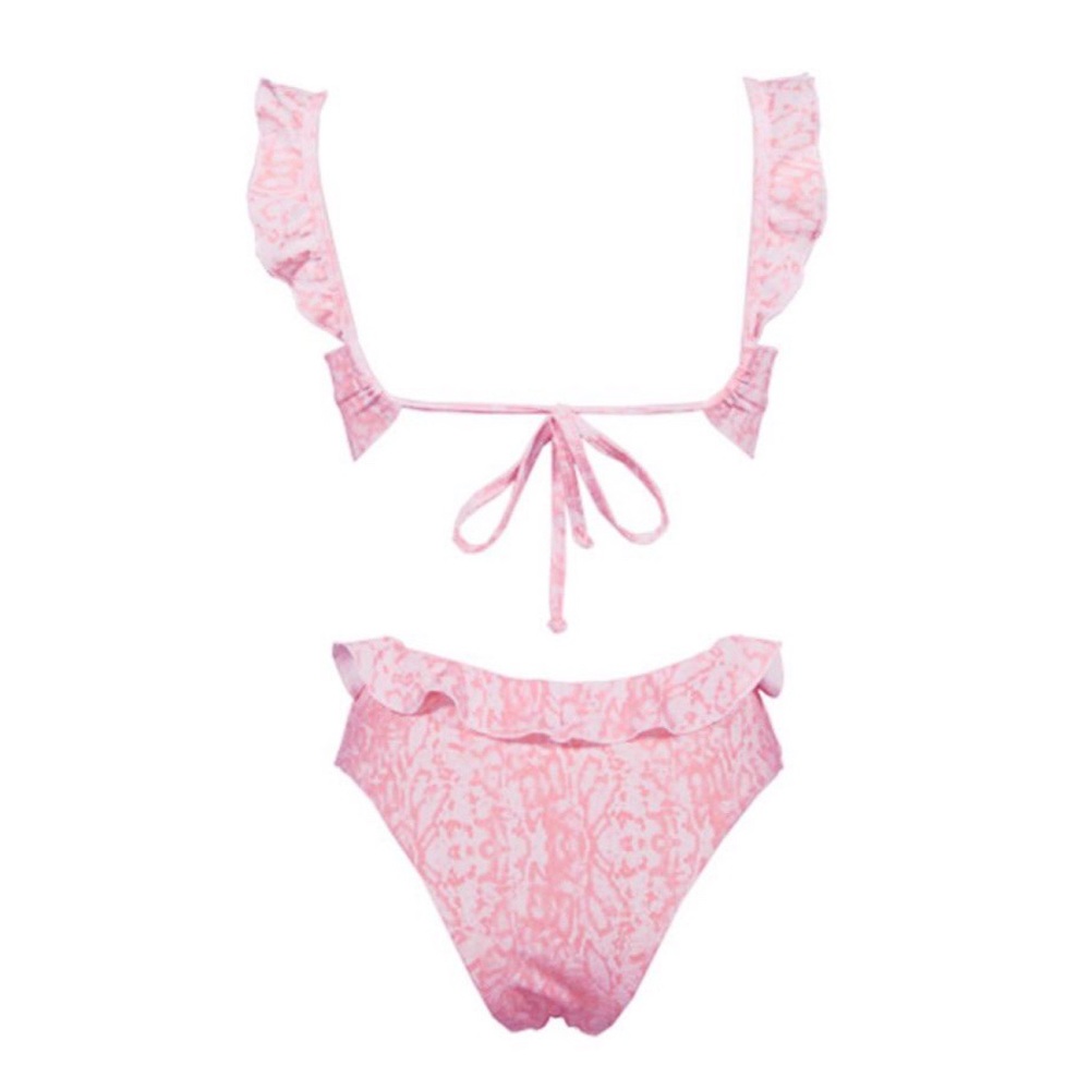One Piece Ruffle Bikini Swimsuit - Picture 6 of 6